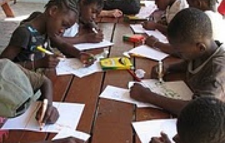 art-therapy-faculty-and-students-train-hospital-staff-in-haiti