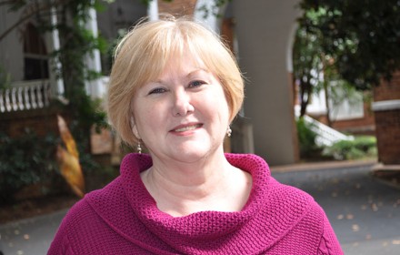 lab-tech-with-writing-in-her-blood-tastes-success-with-honey