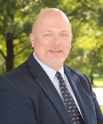 R. Lee Givins