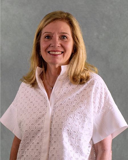 Anne Seabrook headshot